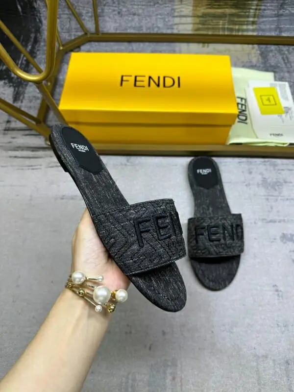 fendi chaussons pour femme s_12100342